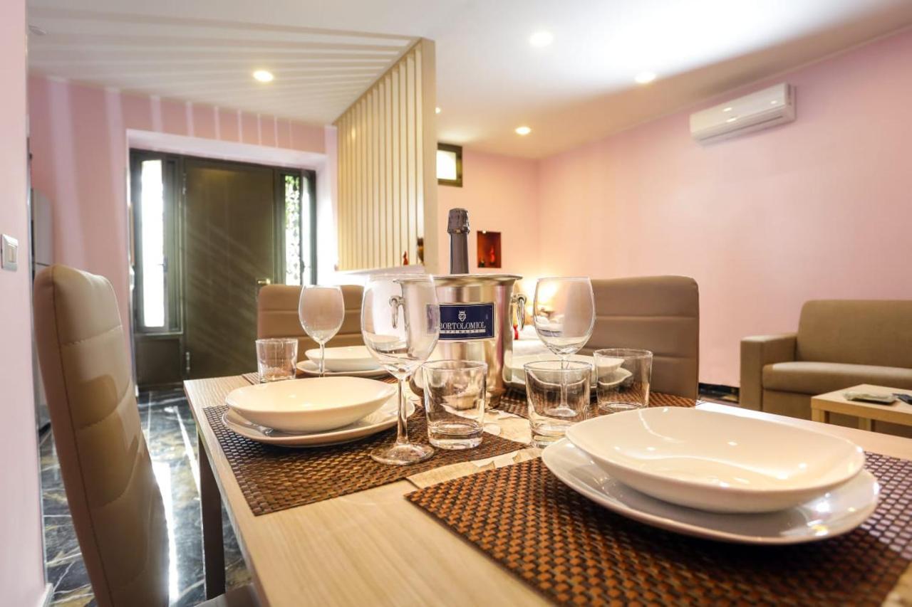 Palepolis Apartment Naples Exterior photo